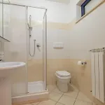 Bay C12 - بينيتو